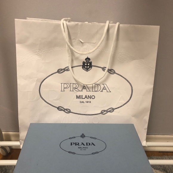 Prada Black Heels with Red Bows (37) - Picture 5 of 5